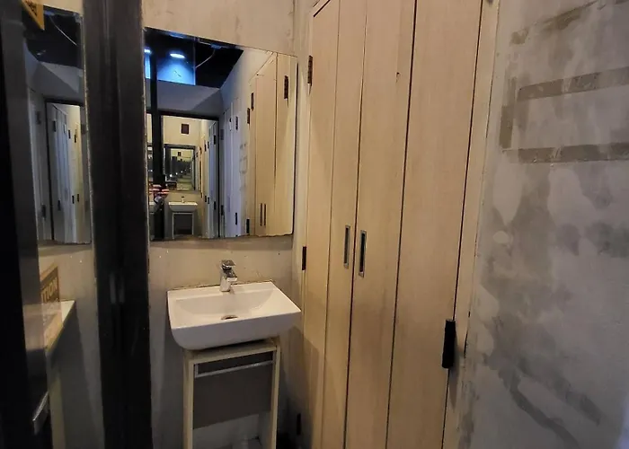 Charming Loft-style House Near Victory Monument, Holiday home *